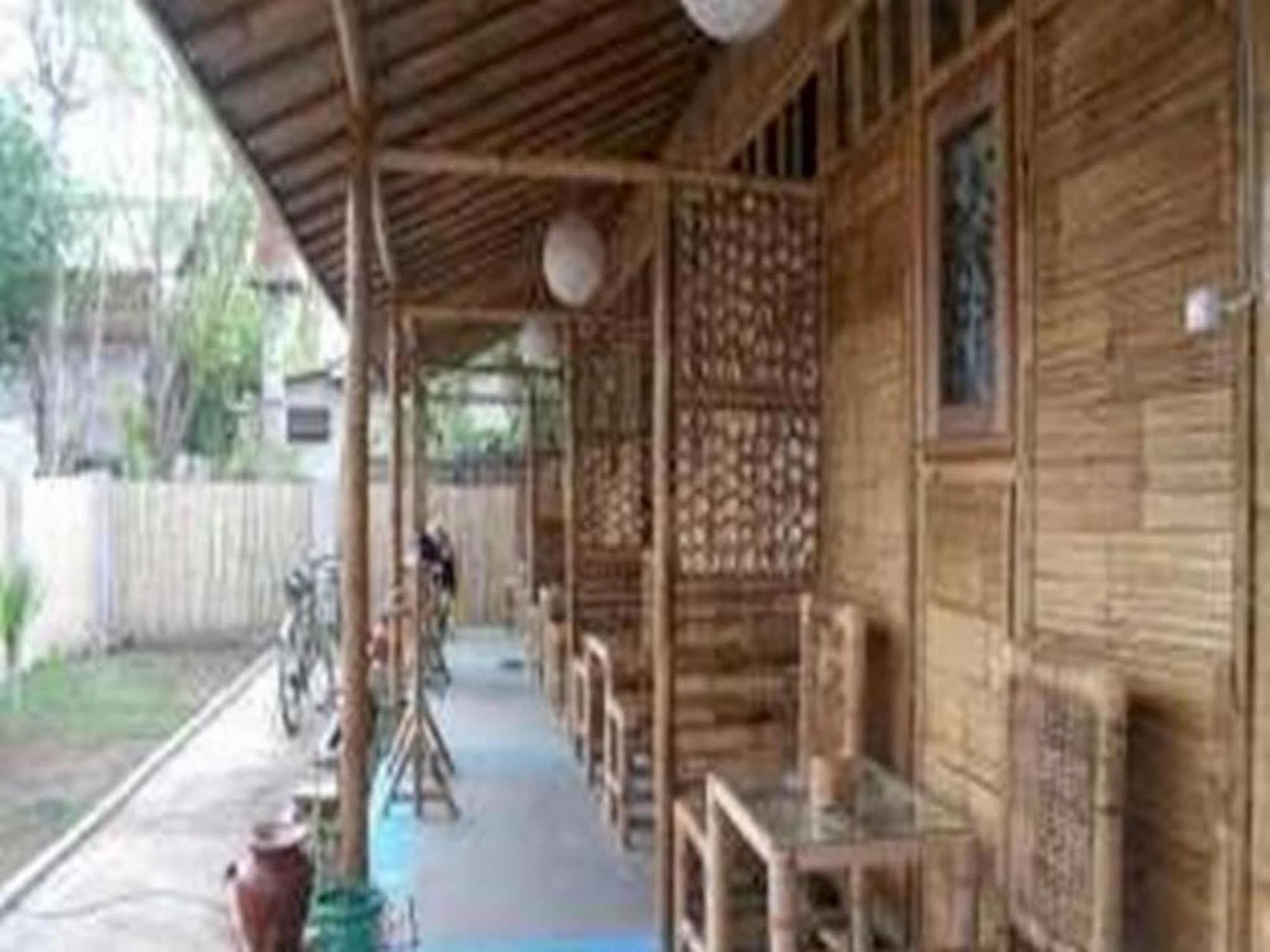 Little Woodstock Homestay Gili Trawangan Buitenkant foto